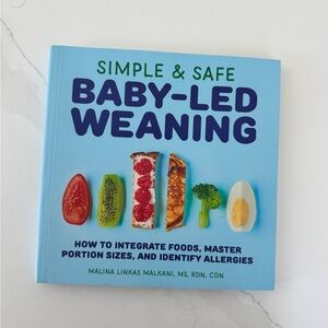 Simple & Safe Baby-Led Weaning Cookbook - Blue Cover